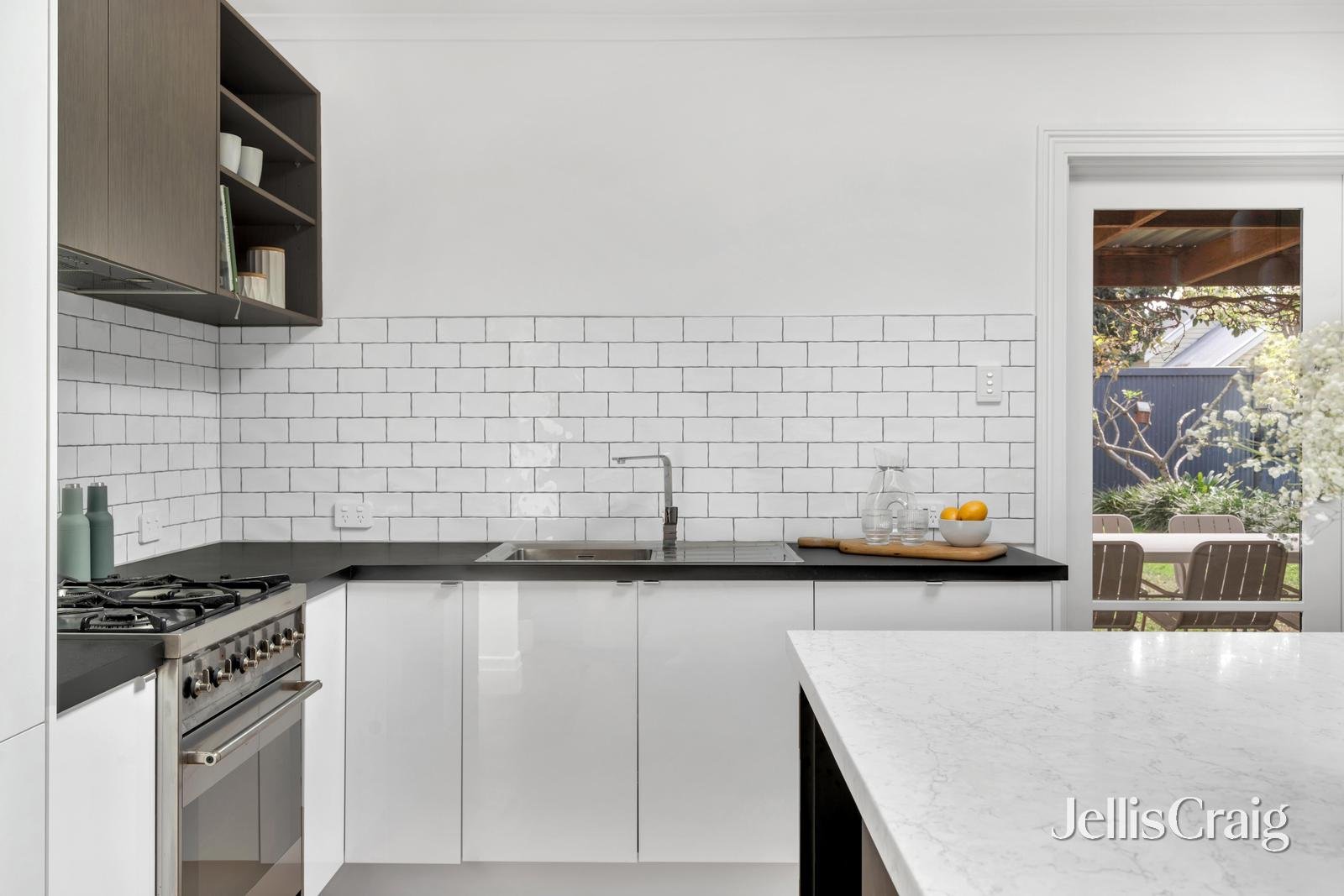 32 Linda Street, Coburg image 5