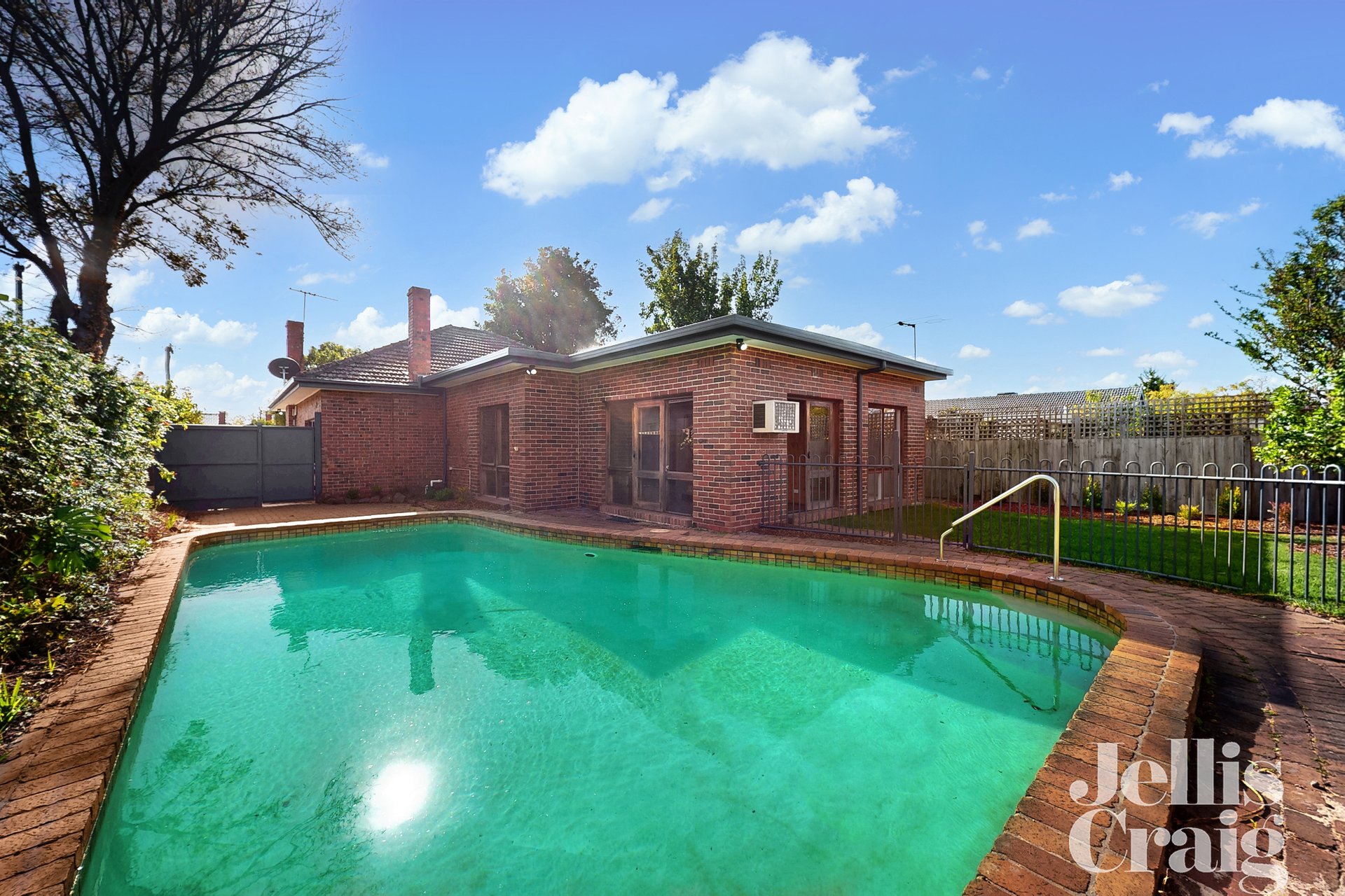 32 Lindsay Avenue, Murrumbeena image 12