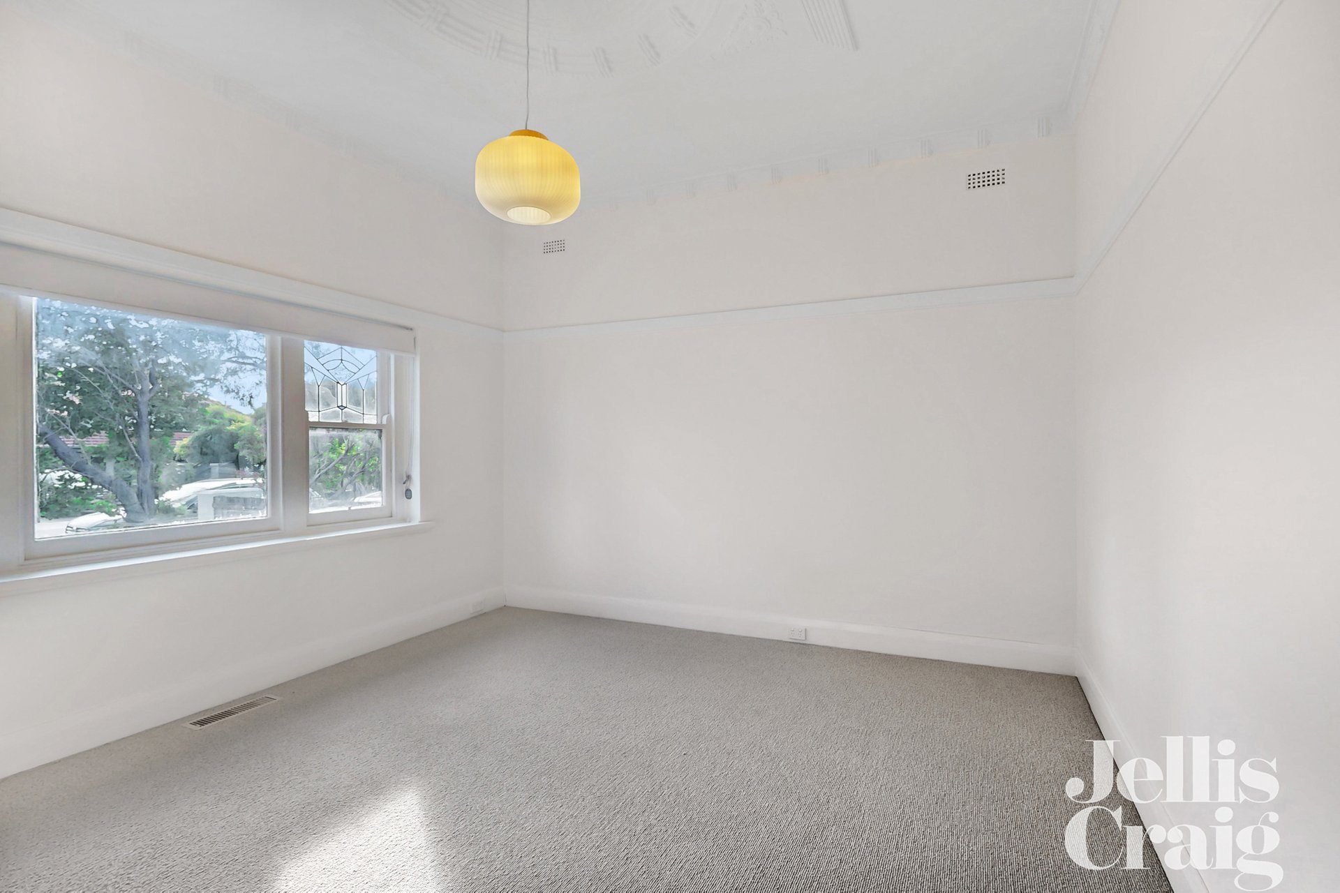 32 Lindsay Avenue, Murrumbeena image 7