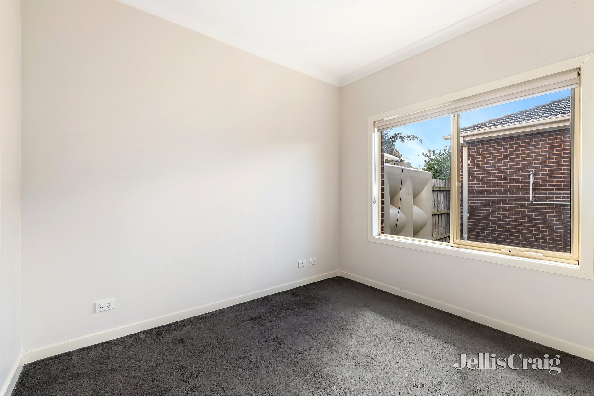 3/2 Lloyd Avenue, Epping image 6