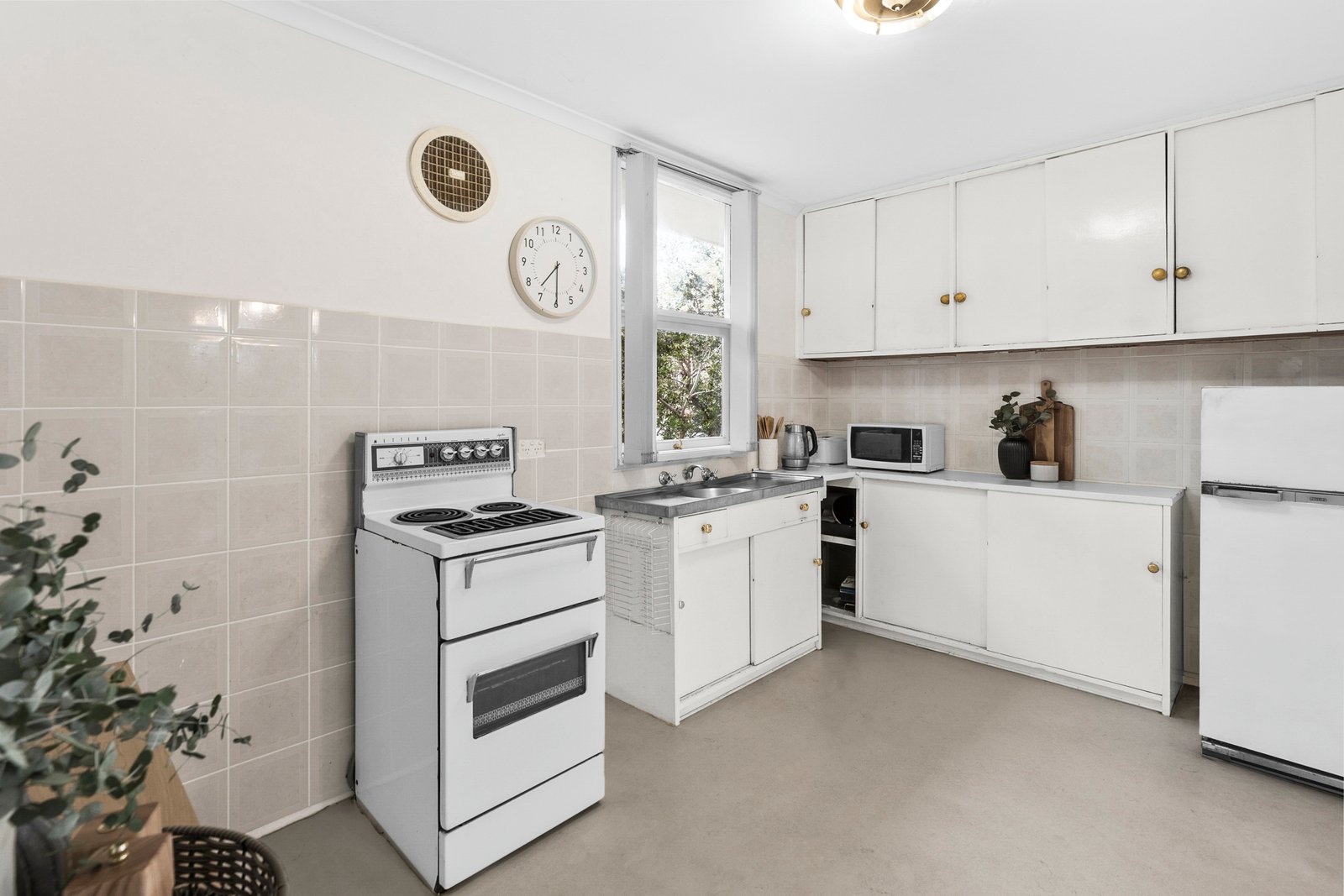 Property Gallery Thumbnail 5