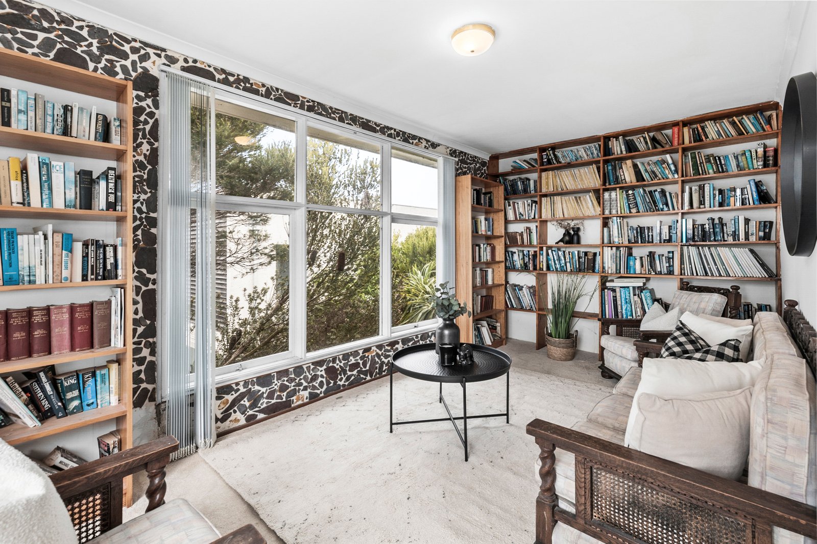 Property Gallery Thumbnail 7