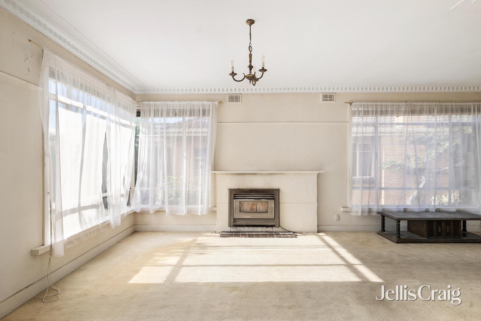 32 London Street, Bentleigh image 3