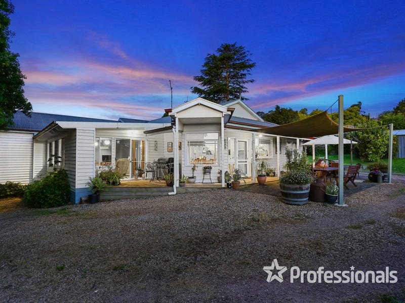 32 Maroondah Highway, Healesville image 1