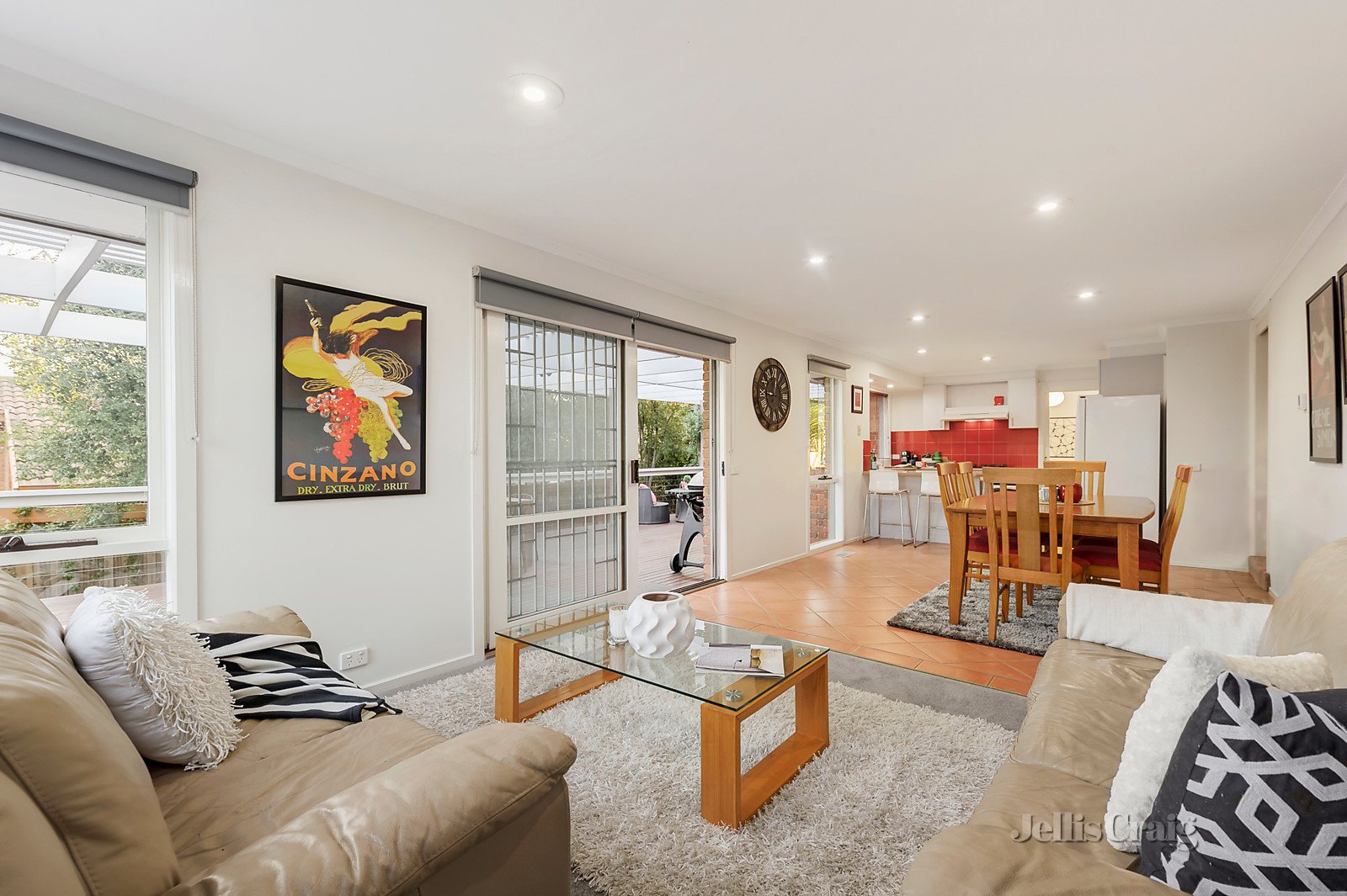 32 Maxine Drive, St Helena image 4