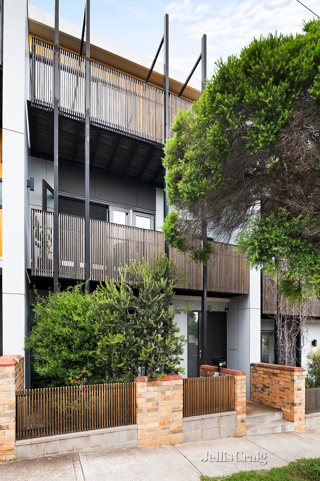 3/2 McCracken Avenue, Northcote image 11