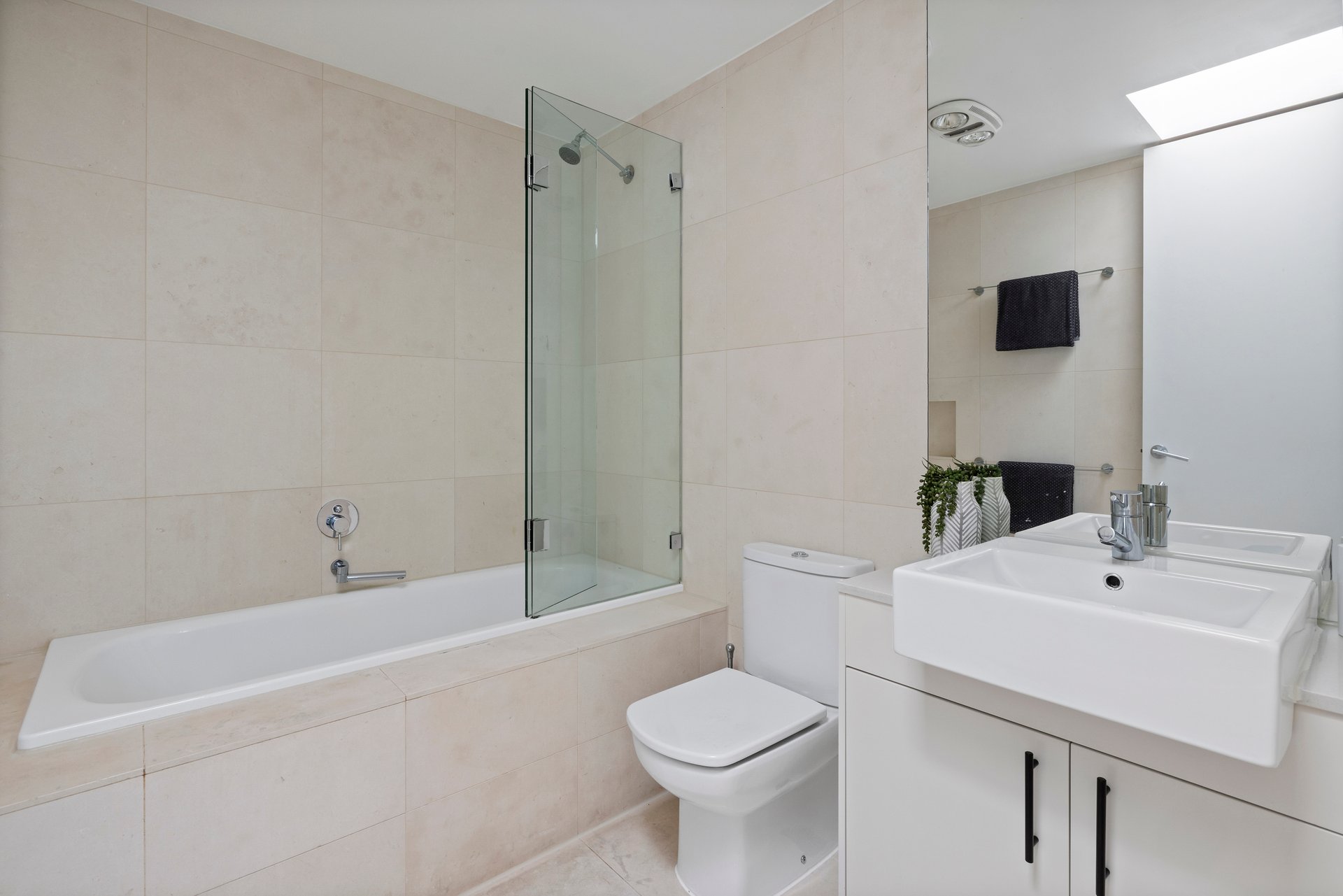 3/2 Mercer Road, Armadale image 13