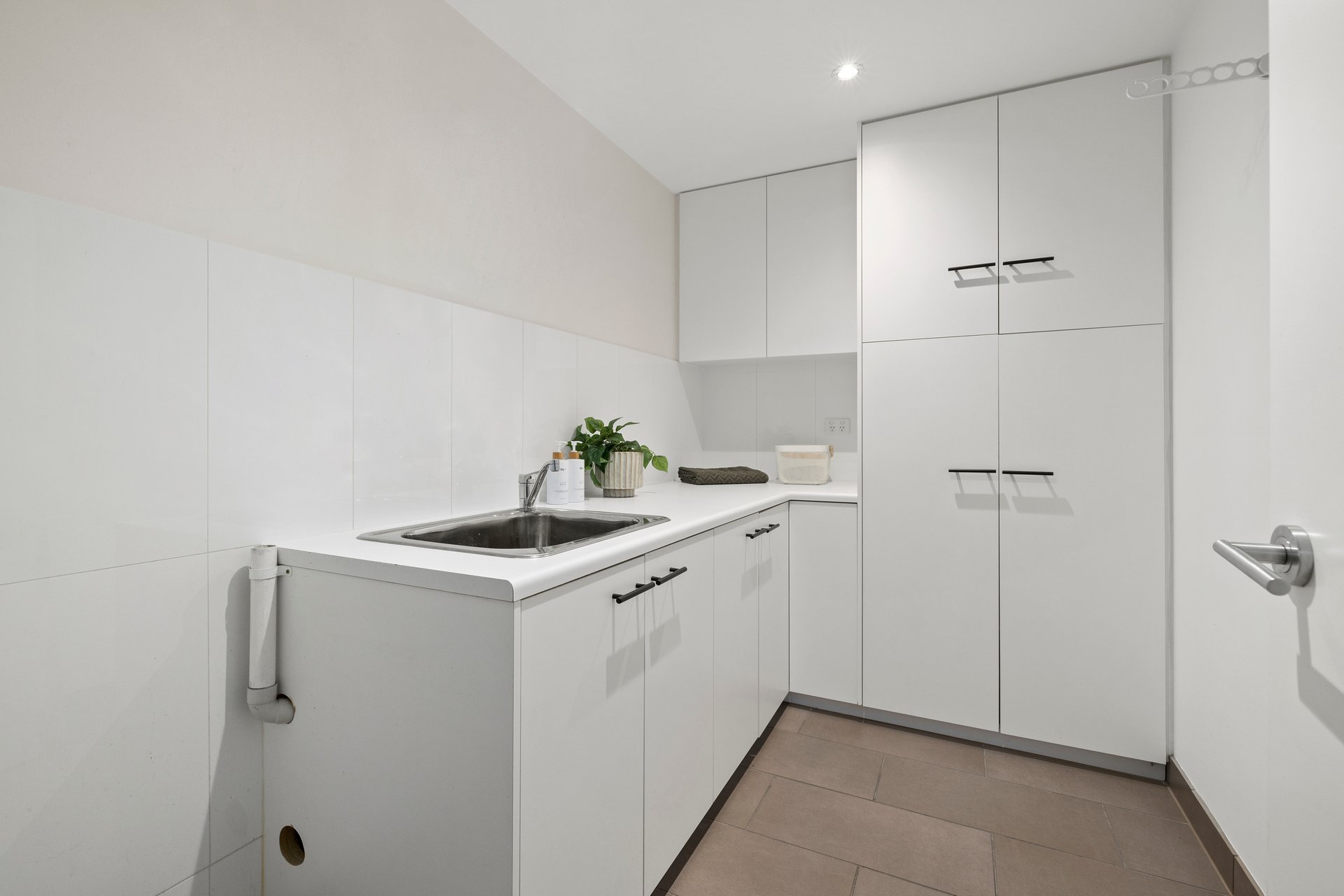 3/2 Mercer Road, Armadale image 16