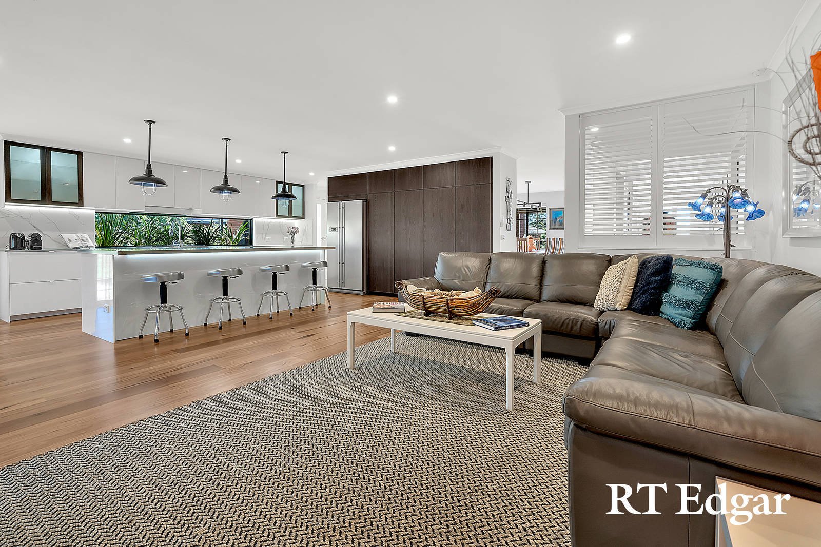 Property Gallery Thumbnail 3