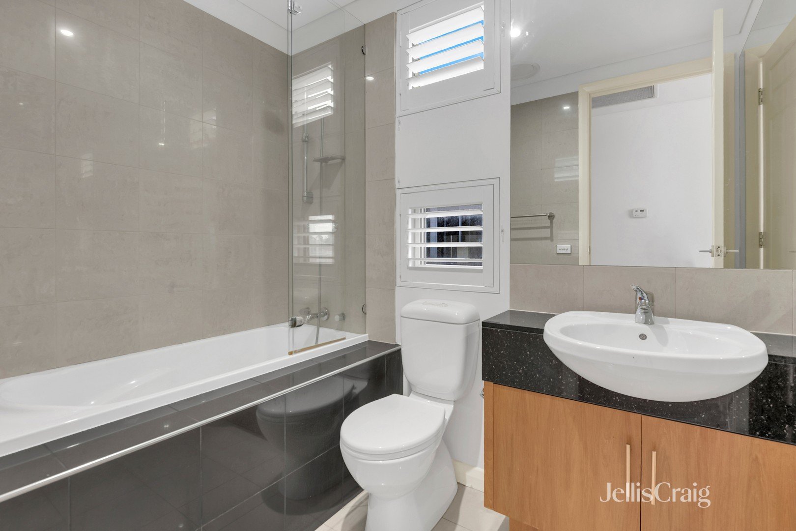 32 Mill Lane, Williamstown image 12