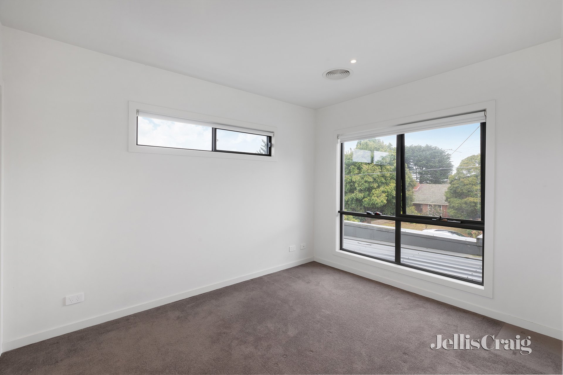 32 Miller Street, Heidelberg Heights image 10