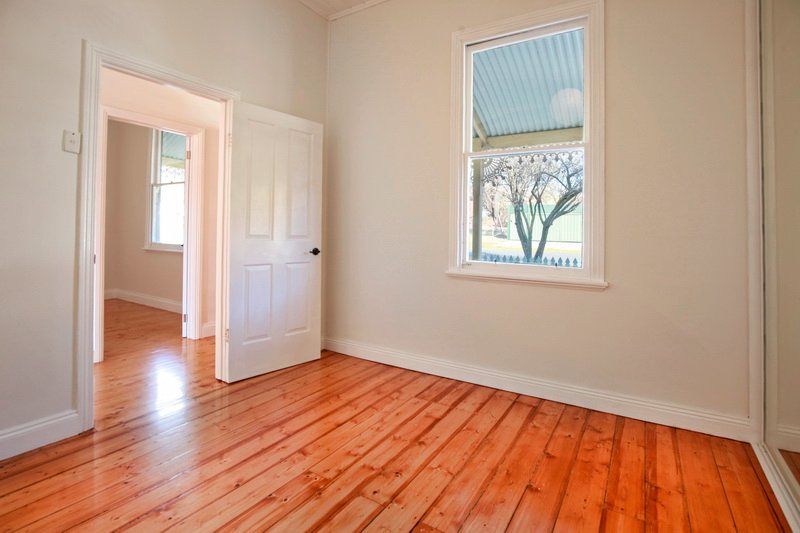Property Gallery Thumbnail 5