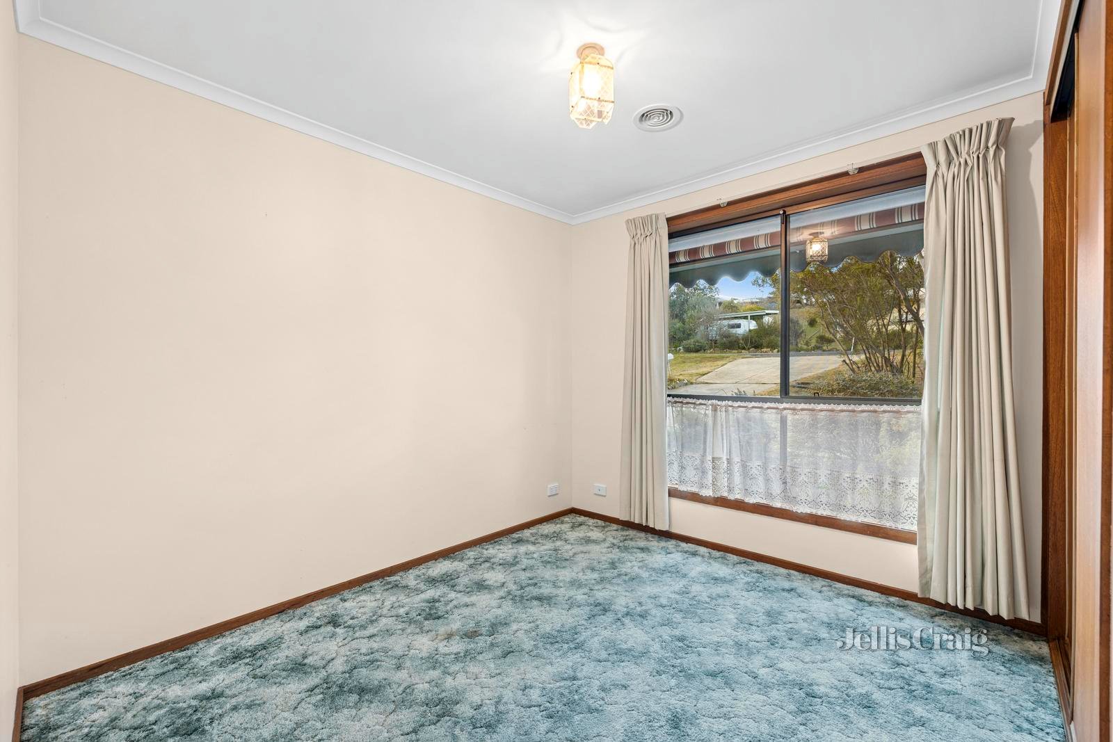 32 Moscript Street, Campbells Creek image 8