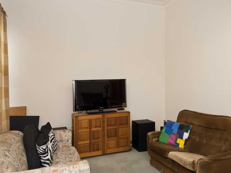 32 Mundy Street, Geelong image 5