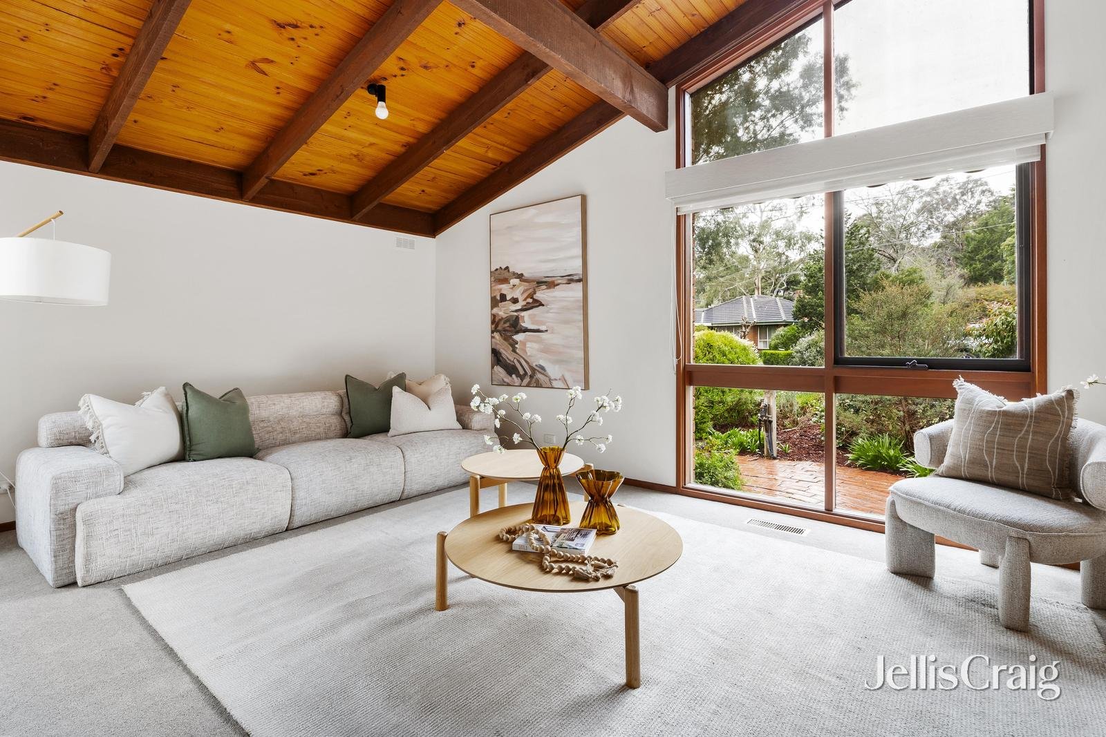 32 Napier Crescent, Montmorency image 2