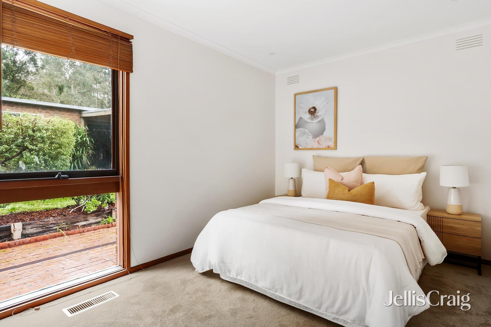 32 Napier Crescent, Montmorency image 9