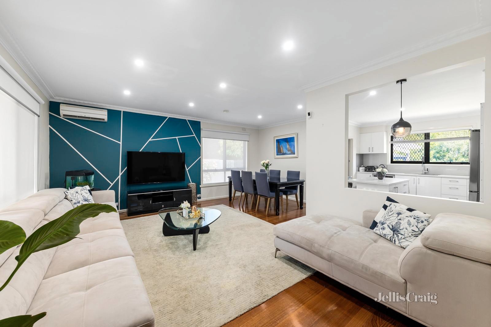 32 Oregon Drive, Donvale image 2