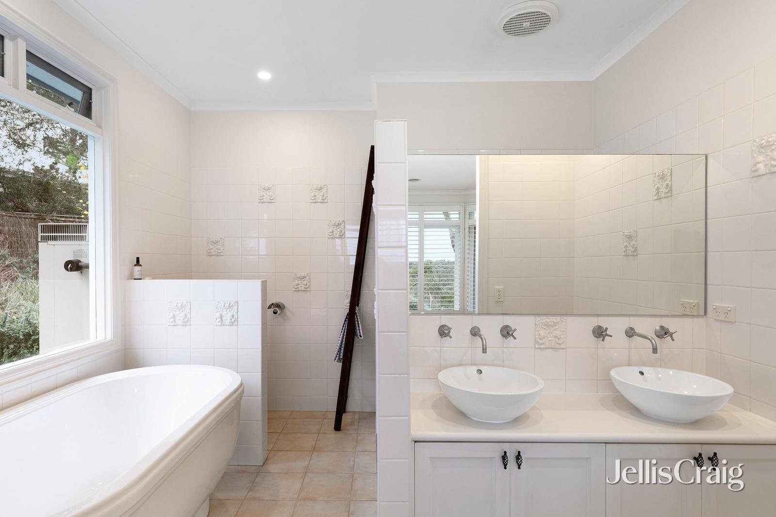 32 Osborne Road, North&nbsp;Warrandyte image 11
