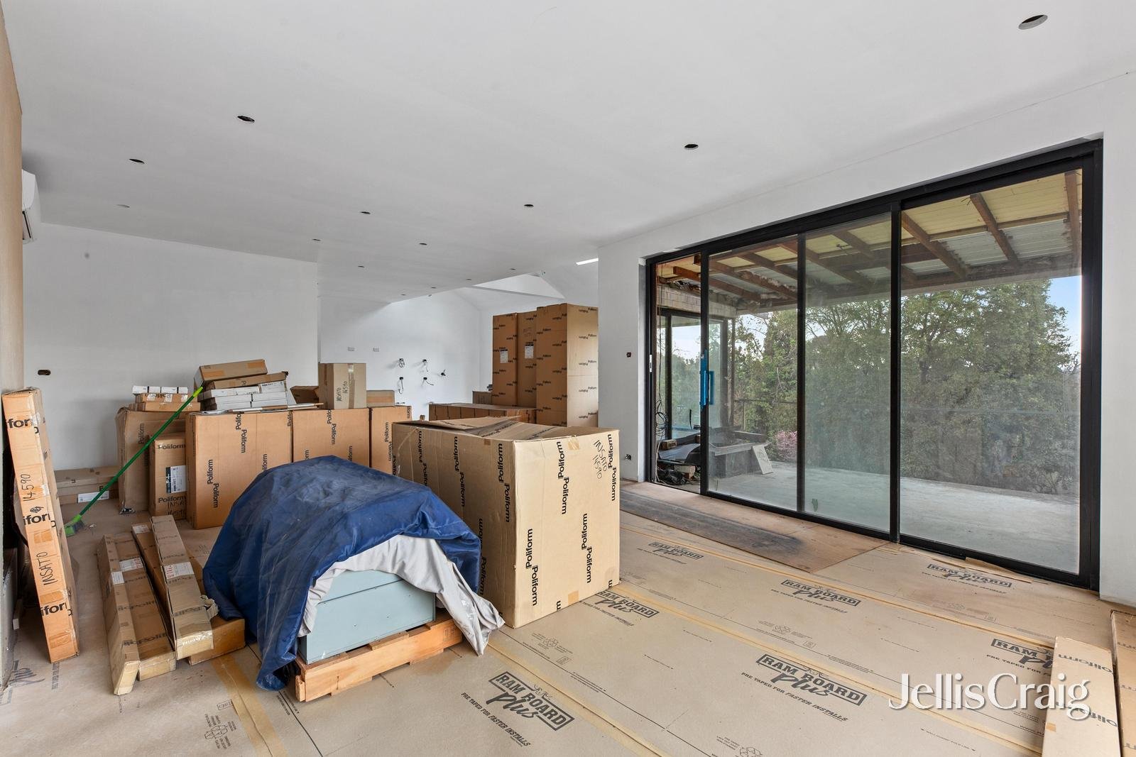 32 Outlook Drive, Eaglemont image 8