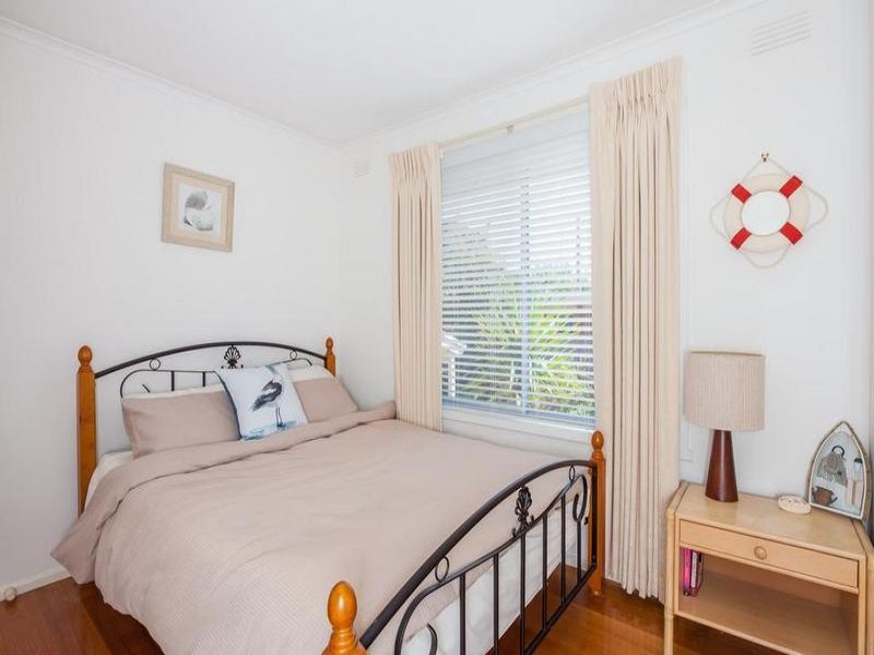 Property Gallery Thumbnail 6