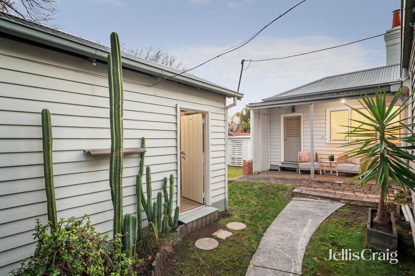 32 Oxley Road, Hawthorn image 13