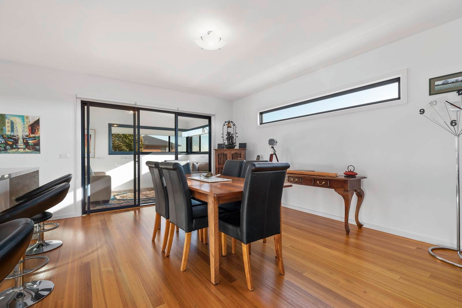 Property Gallery Thumbnail 8