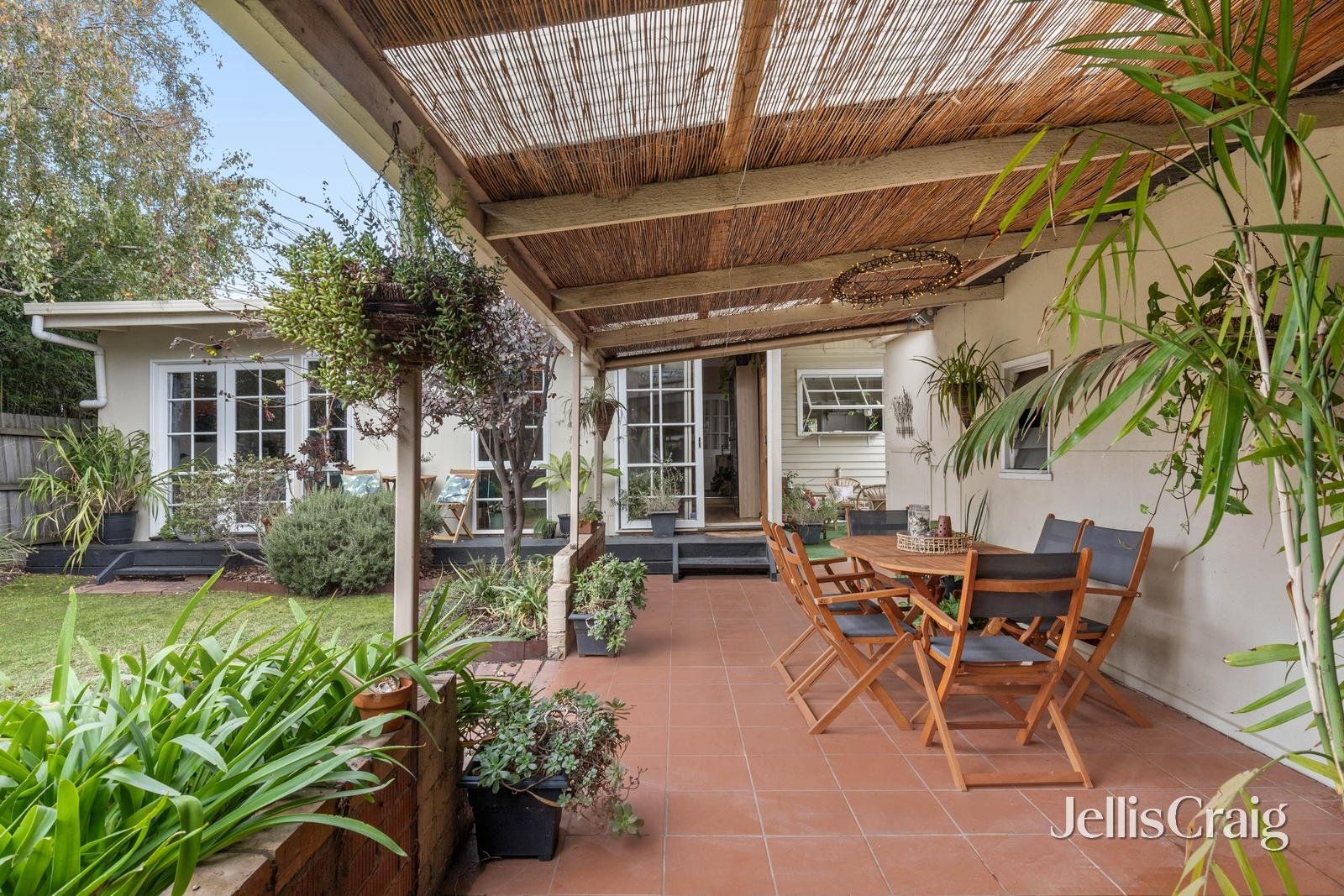 32 Percy Street, Newport image 12