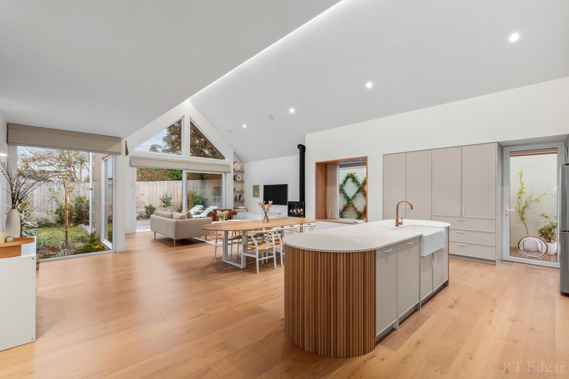 Property Gallery - Main Image