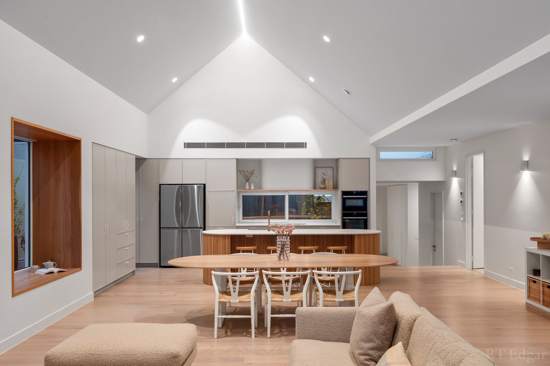 Property Gallery Thumbnail 6
