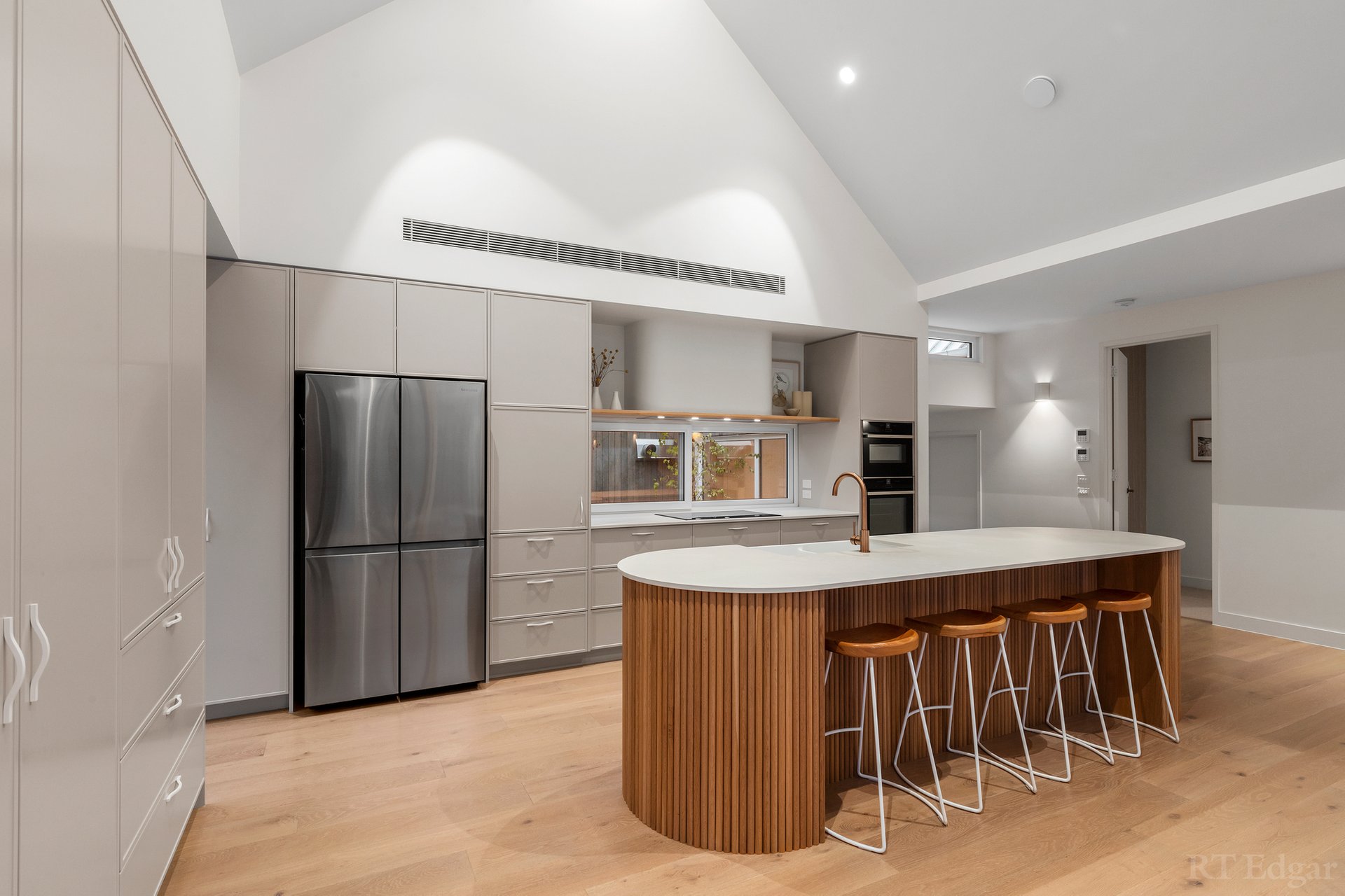 Property Gallery Thumbnail 8