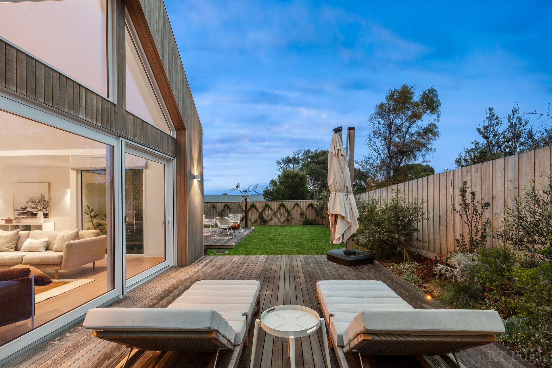 Property Gallery Thumbnail 23