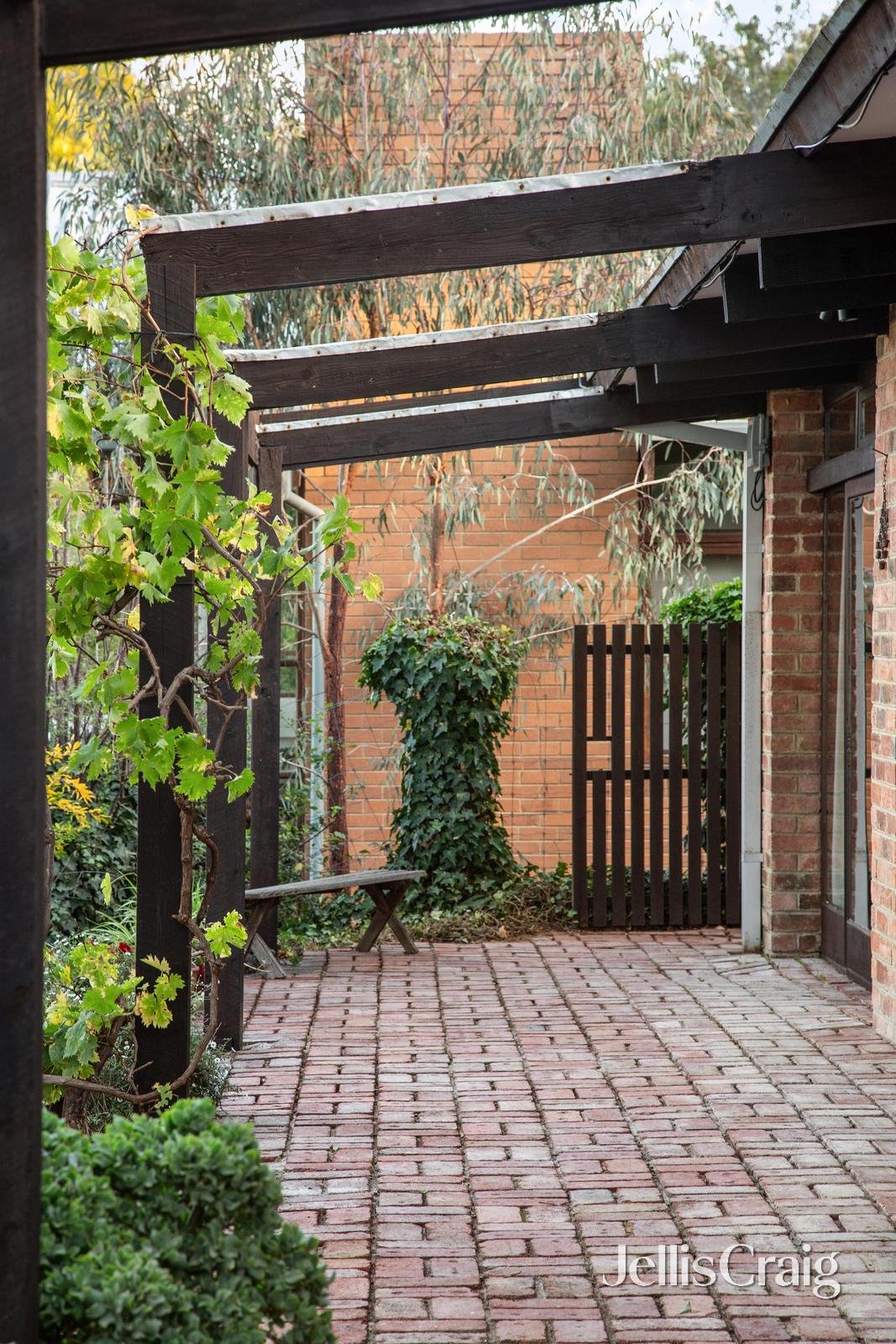 32 Porter Street, Eltham image 15