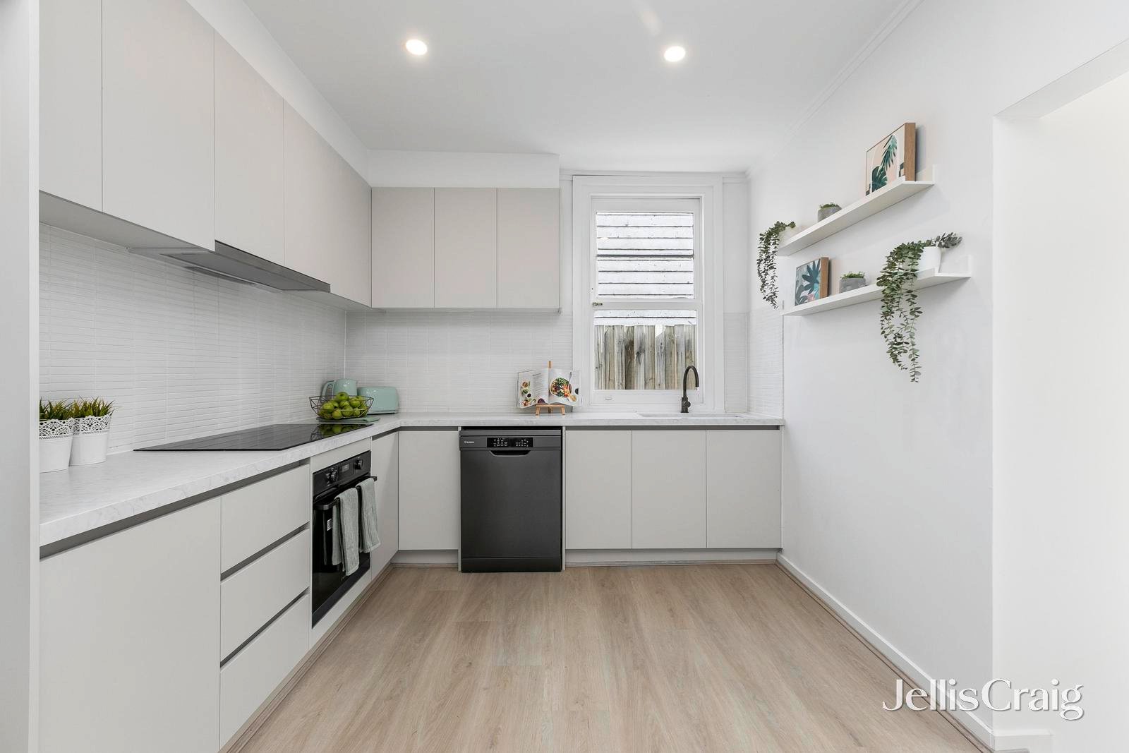 32 Power Street, Williamstown image 7