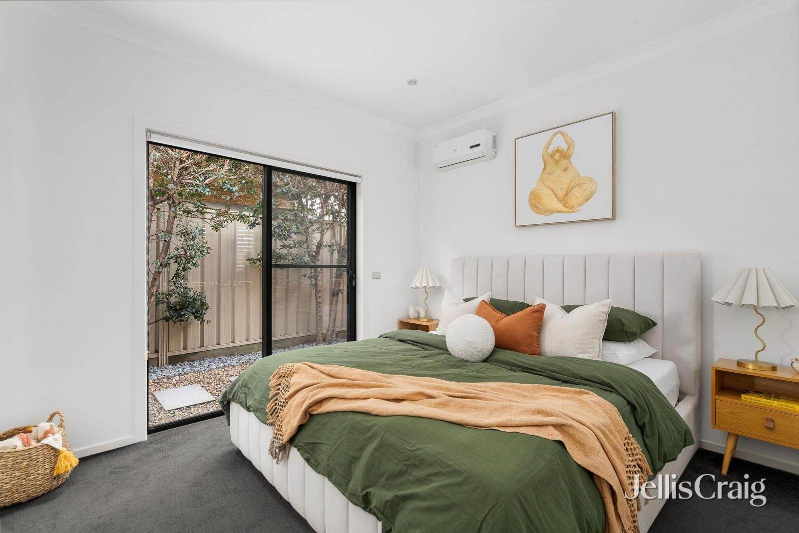 3/2 Prismall Street, Altona North image 5