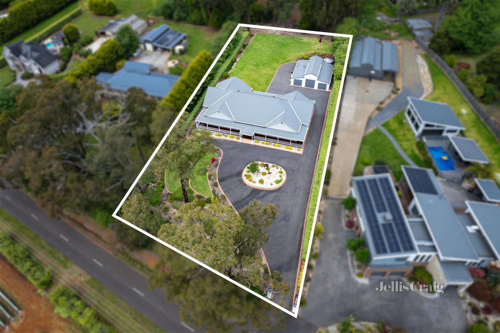 32 Queens Road, Silvan image 2