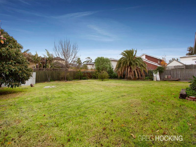 32 Railway Crescent, Williamstown image 10