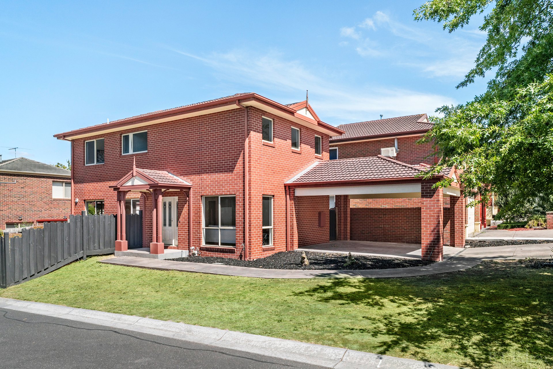 Property Gallery Thumbnail 2