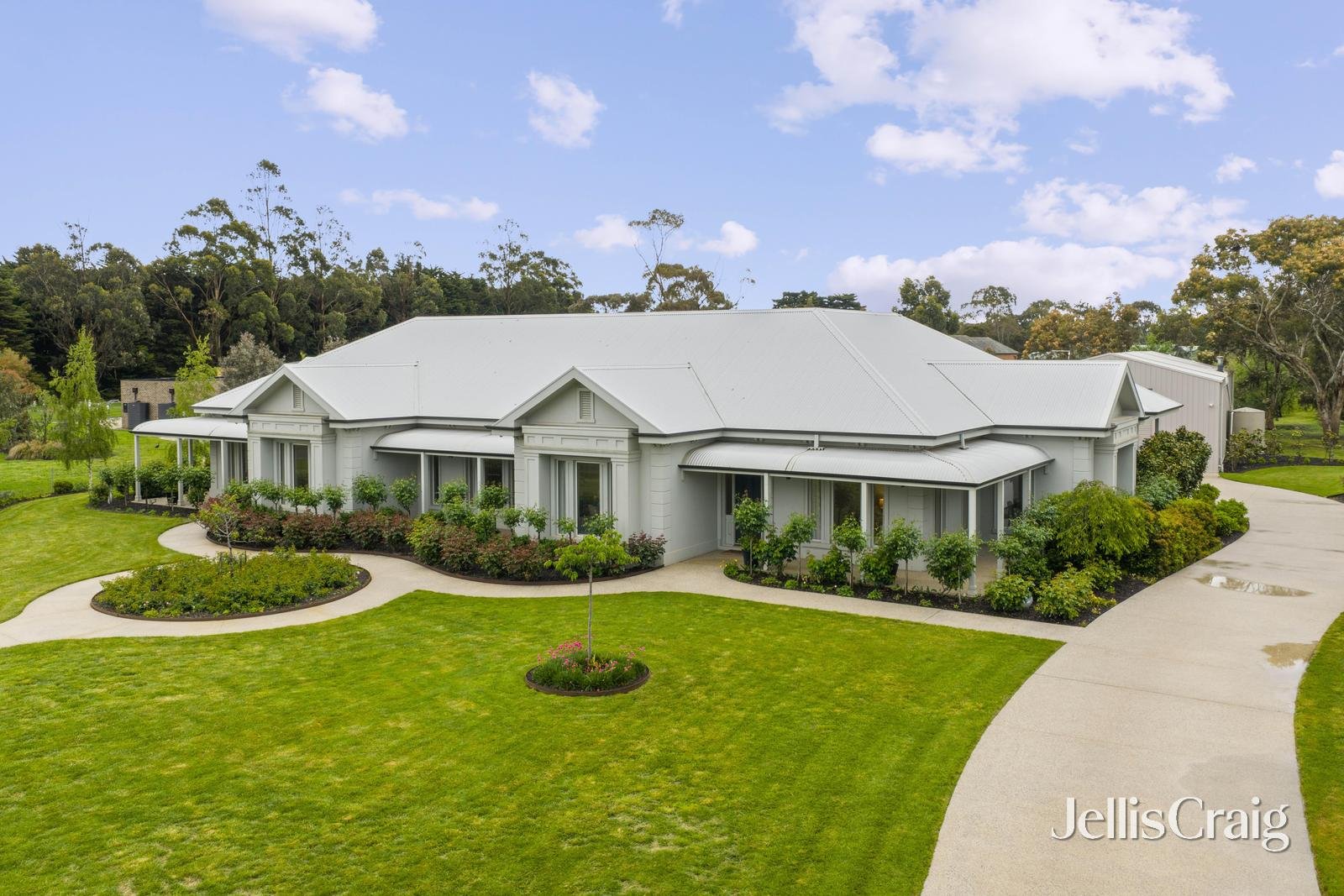 32 Remembrance Drive, Cardigan image 1