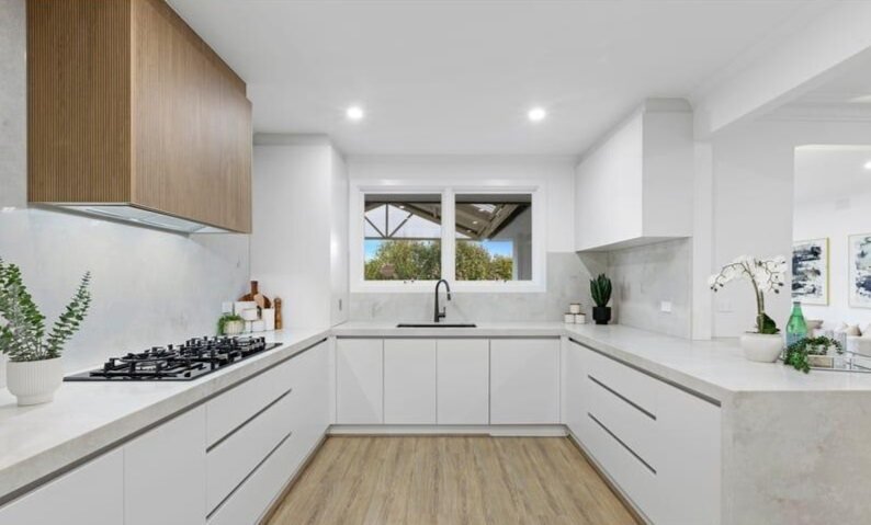 32 Roberts Street, Glen&nbsp;Waverley image 6