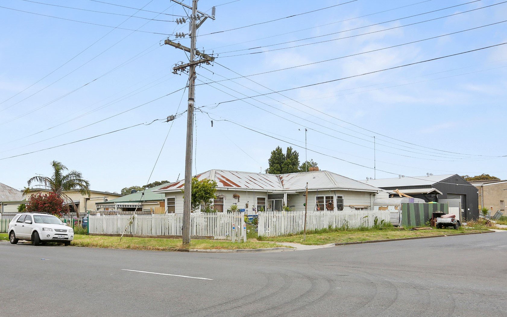 32 Roseneath Avenue, North Geelong image 2