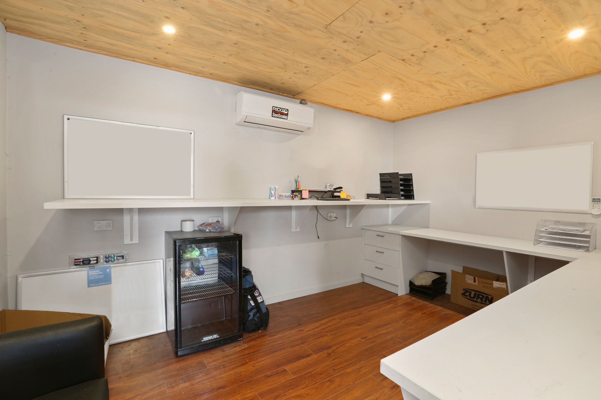 32 Roseneath Avenue, North Geelong image 5