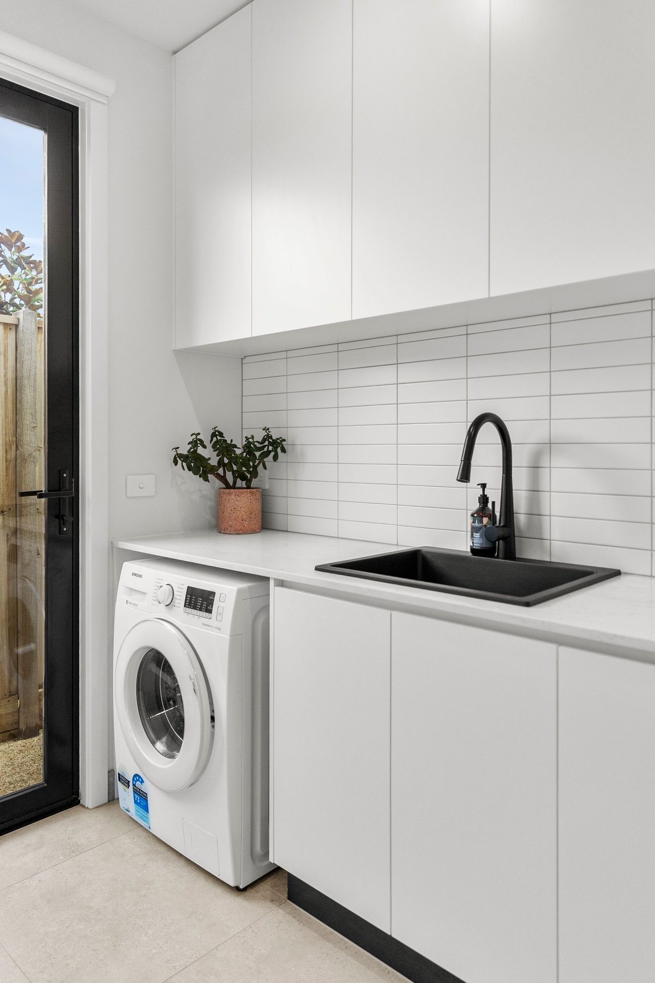 Property Gallery Thumbnail 6