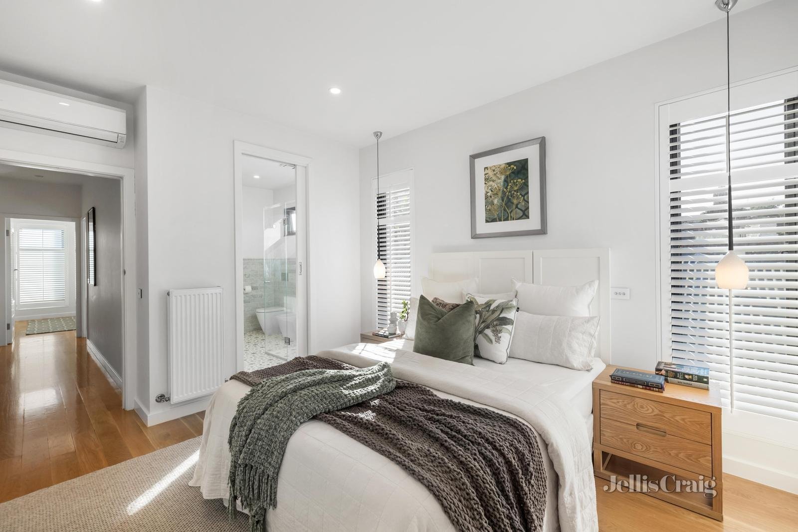 32 Sercombe Grove, Hawthorn image 7