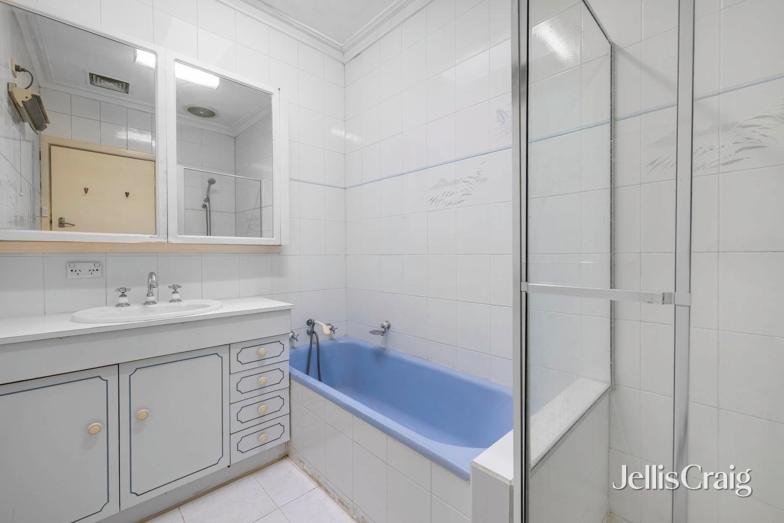 32 Shafer Road, Blackburn&nbsp;North image 8
