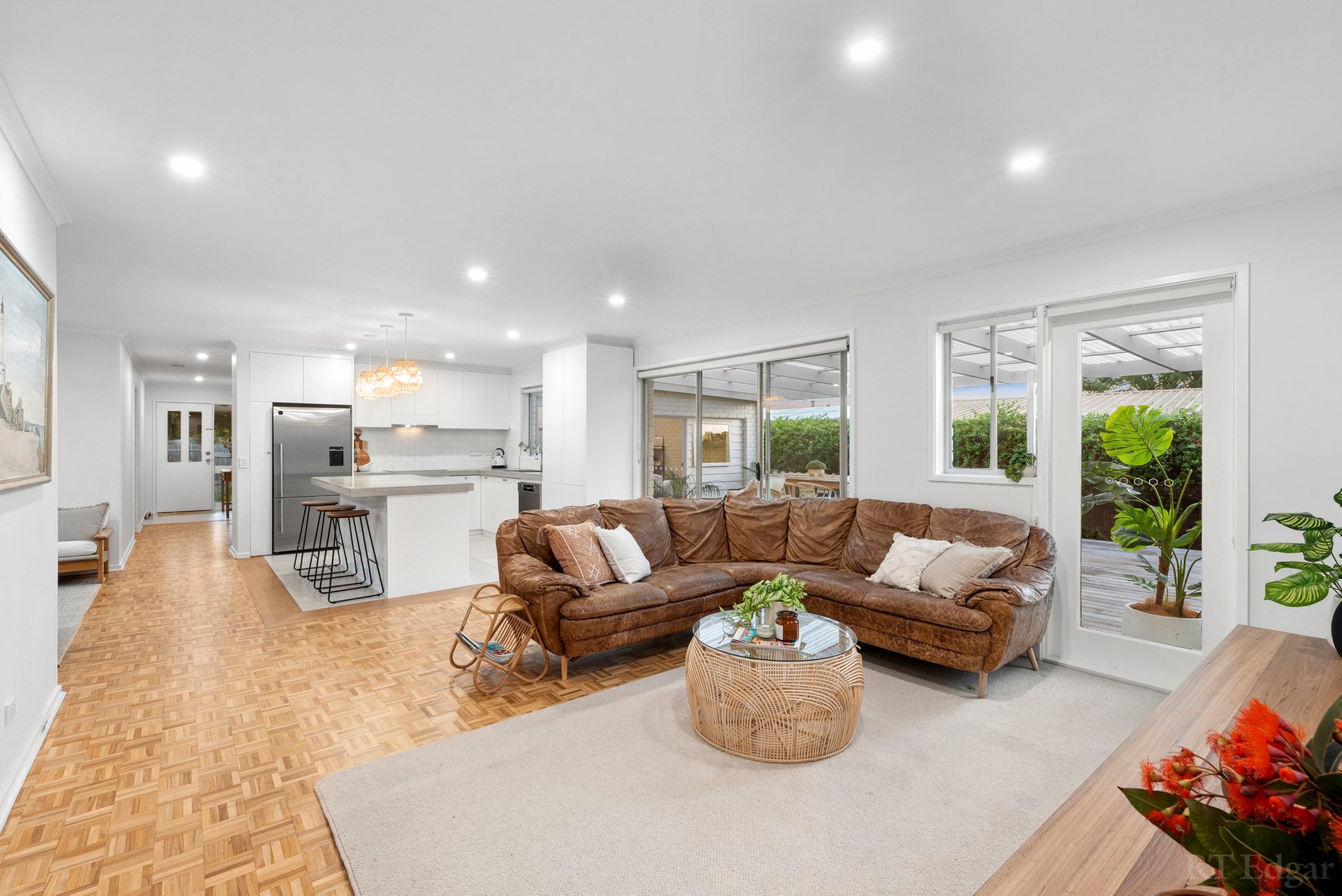 Property Gallery Thumbnail 9