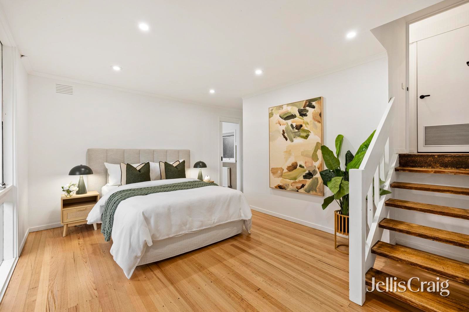 32 Sonia Street, Ringwood image 8