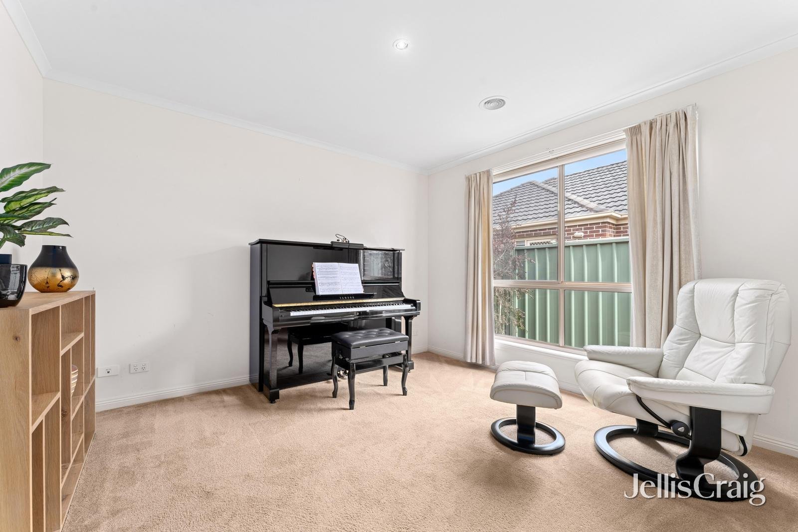 32 St Andrews Place, Lake Gardens image 10