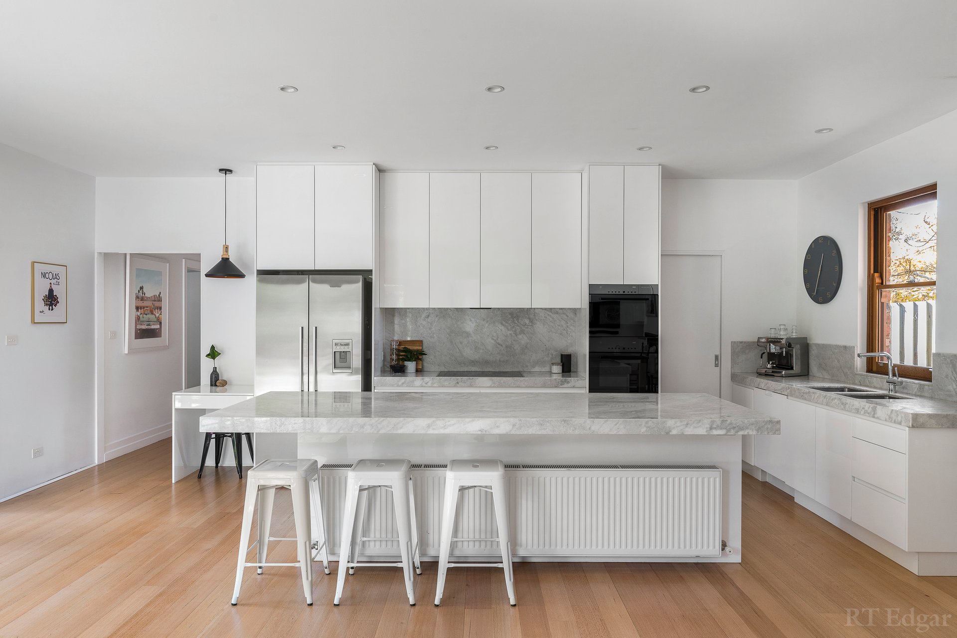 Property Gallery Thumbnail 6