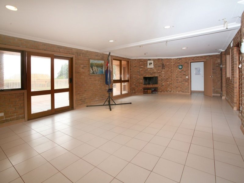 32 Stephens Street, Balwyn North image 7