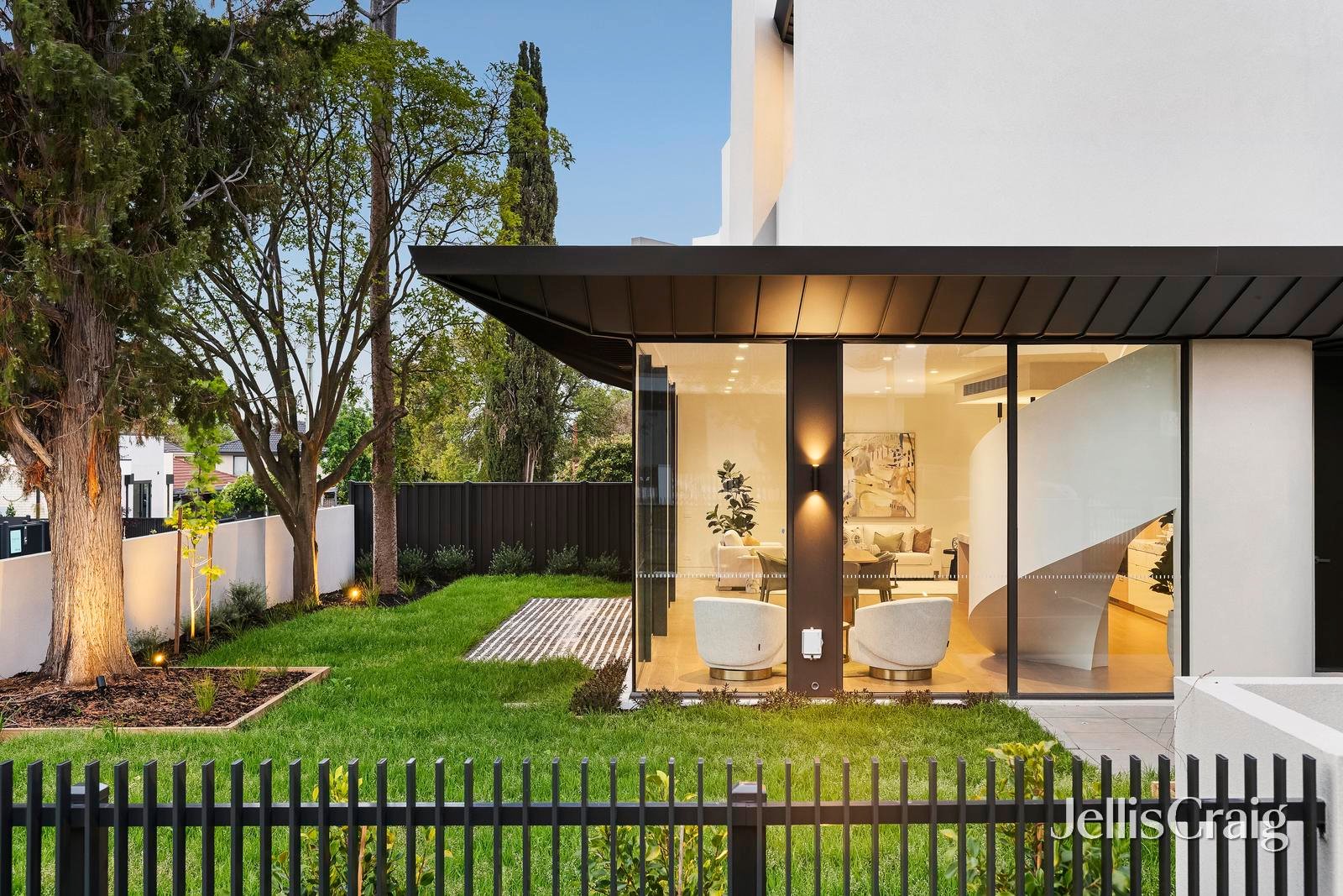 32 Strabane Avenue, Mont&nbsp;Albert&nbsp;North image 3